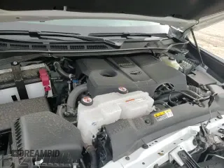 ✅ 2025 Toyota Tundra Platinum • VIN: 5TFNA5DB3SX284570 • Lot: 60537735. Listed on Copart with 2,159 mi. Free auction sales archive from the USA and detailed vehicle history report at DreamBid. Image 13.