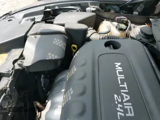 ✅ 2018 Jeep Cherokee Latitude Plus • VIN: 1C4PJMLB8JD502555 • Lot: 42481887. Wystawiony na IAAI z przebiegiem 124 437 mil. Bezpłatny archiwum sprzedaży aukcyjnych z USA i szczegółowy raport historii pojazdu na DreamBid. Zdjęcie 20.