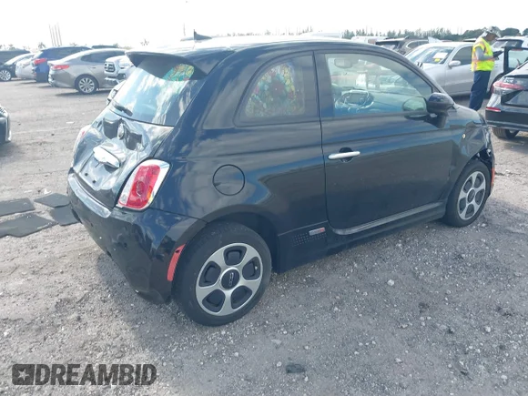 ✅ 2016 FIAT 500e • VIN: 3C3CFFGE5GT184059 • Lot: 40993349. Wystawiony na IAAI z przebiegiem 47 833 mil. Bezpłatny archiwum sprzedaży aukcyjnych z USA i szczegółowy raport historii pojazdu na DreamBid. Zdjęcie 4.