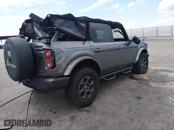 ✅ 2021 Ford Bronco • VIN: 1FMEE5BP1MLA69018 • Лот: 45414811. Опубліковано раніше на IAAI з пробігом 89 489 миль. Безкоштовний доступ до архіву аукціонних продажів зі США та докладний звіт про історію автомобіля на DreamBid. Зображення 4.