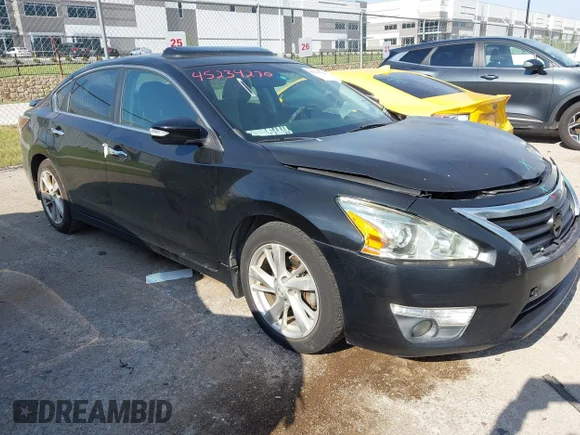 ✅ 2015 Nissan Altima S • VIN: 1N4AL3AP8FN893237 • Lot: 45234270. Wystawiony na IAAI z przebiegiem 141 162 mil. Bezpłatny archiwum sprzedaży aukcyjnych z USA i szczegółowy raport historii pojazdu na DreamBid. Zdjęcie 1.