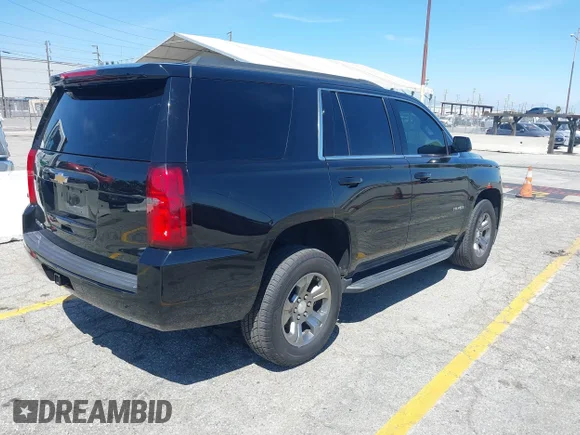 ✅ 2020 Chevrolet Tahoe LS • VIN: 1GNSKAEC9LR117188 • Lot: 44966707. Wystawiony na IAAI z przebiegiem 62 342 mil. Bezpłatny archiwum sprzedaży aukcyjnych z USA i szczegółowy raport historii pojazdu na DreamBid. Zdjęcie 4.
