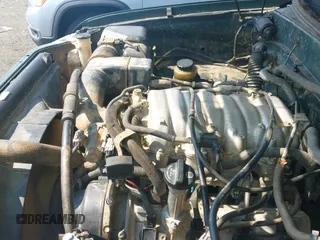 ✅ 2000 Toyota Tundra SR5 • VIN: 5TBBT4411YS067606 • Lot: 42768032. Listed on IAAI with 186,493 mi. Free auction sales archive from the USA and detailed vehicle history report at DreamBid. Image 12.