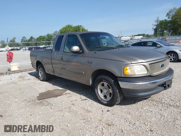 ✅ 2001 Ford F-150 XL • VIN: 1FTZX17221NA62830 • Лот: 44933323. Опубликован ранее на IAAI с пробегом 194 997 миль. Бесплатный доступ к архиву аукционных продаж из США и подробный отчёт об истории автомобиля на DreamBid. Изображение 1.