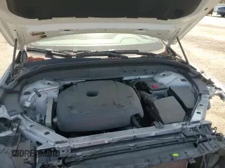 ✅ 2020 Volvo XC60 Momentum • VIN: YV4102DK8L1548948 • Лот: 61027645. Опубликован ранее на Copart с пробегом 24 654 миль. Бесплатный доступ к архиву аукционных продаж из США и подробный отчёт об истории автомобиля на DreamBid. Изображение 14.