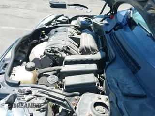 ✅ 2011 MINI Clubman • VIN: WMWZF3C51BTX82399 • Lot: 42757994. Wystawiony na IAAI z przebiegiem 123 529 mil. Bezpłatny archiwum sprzedaży aukcyjnych z USA i szczegółowy raport historii pojazdu na DreamBid. Zdjęcie 20.