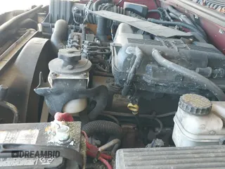 ✅ 2005 Ford Explorer XLT • VIN: 1FMZU73K95UC05099 • Lot: 42976378. Wystawiony na IAAI z przebiegiem 239 522 mil. Bezpłatny archiwum sprzedaży aukcyjnych z USA i szczegółowy raport historii pojazdu na DreamBid. Zdjęcie 19.