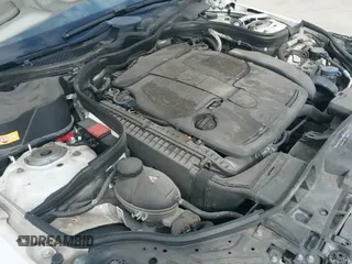 ✅ 2015 Mercedes-Benz E 350 Luxury • VIN: WDDHF5KB6FB118800 • Лот: 43435854. Опубликован ранее на IAAI с пробегом 96 669 миль. Бесплатный доступ к архиву аукционных продаж из США и подробный отчёт об истории автомобиля на DreamBid. Изображение 18.