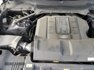 ✅ 2019 Land Rover Range Rover HSE • VIN: SALGS2SV0KA547966 • Lot: 90912155. Listed on Copart with 24,129 mi. Free auction sales archive from the USA and detailed vehicle history report at DreamBid. Image 16.