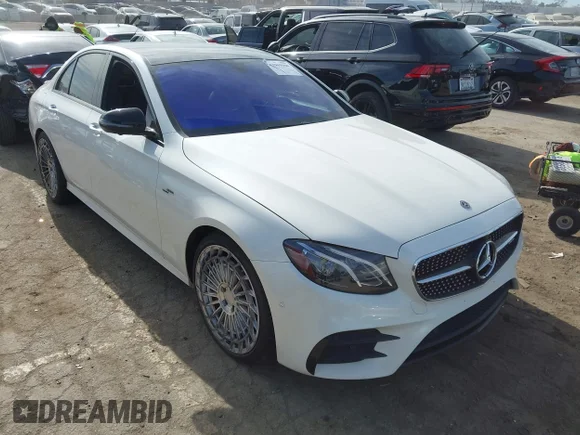 ✅ 2019 Mercedes-Benz E 53 AMG • VIN: WDDZF6BB9KA647488 • Lot: 43969960. Listed on IAAI with 73,911 mi. Free auction sales archive from the USA and detailed vehicle history report at DreamBid. Image 1.