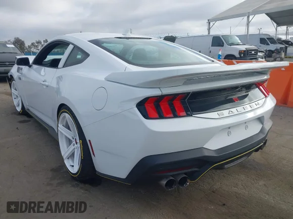 ✅ 2024 Ford Mustang GT • VIN: 1FA6P8CF6R5427399 • Lot: 41711547. Wystawiony na IAAI z przebiegiem 1 207 mil. Bezpłatny archiwum sprzedaży aukcyjnych z USA i szczegółowy raport historii pojazdu na DreamBid. Zdjęcie 3.