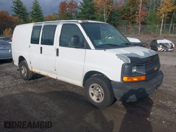 ✅ 2010 Chevrolet Express Cargo • VIN: 1GCZGFBA4A1158803 • Lot: 43491842. Wystawiony na IAAI z przebiegiem 252 659 mil. Bezpłatny archiwum sprzedaży aukcyjnych z USA i szczegółowy raport historii pojazdu na DreamBid. Zdjęcie 1.