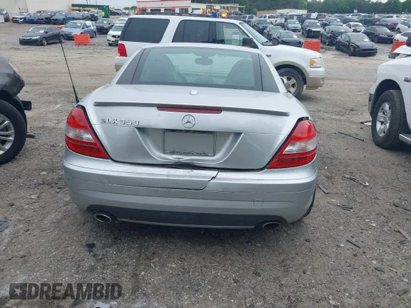 ✅ 2007 Mercedes-Benz SLK 350 • VIN: WDBWK56F67F168891 • Лот: 44959132. Опубліковано раніше на IAAI з пробігом 117 176 миль. Безкоштовний доступ до архіву аукціонних продажів зі США та докладний звіт про історію автомобіля на DreamBid. Зображення 16.
