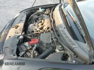 ✅ 2009 Honda Civic LX • VIN: 2HGFG12699H541832 • Lot: 43580425. Listed on IAAI with 176,589 mi. Free auction sales archive from the USA and detailed vehicle history report at DreamBid. Image 12.