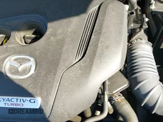 ✅ 2024 Mazda CX-5 Premium • VIN: JM3KFBDY9R0372315 • Lot: 41568164. Wystawiony na IAAI z przebiegiem 16 983 mil. Bezpłatny archiwum sprzedaży aukcyjnych z USA i szczegółowy raport historii pojazdu na DreamBid. Zdjęcie 19.