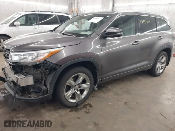 ✅ 2014 Toyota Highlander Limited • VIN: 5TDDKRFH1ES052268 • Lot: 43991864. Wystawiony na IAAI z przebiegiem 208 581 mil. Bezpłatny archiwum sprzedaży aukcyjnych z USA i szczegółowy raport historii pojazdu na DreamBid. Zdjęcie 2.