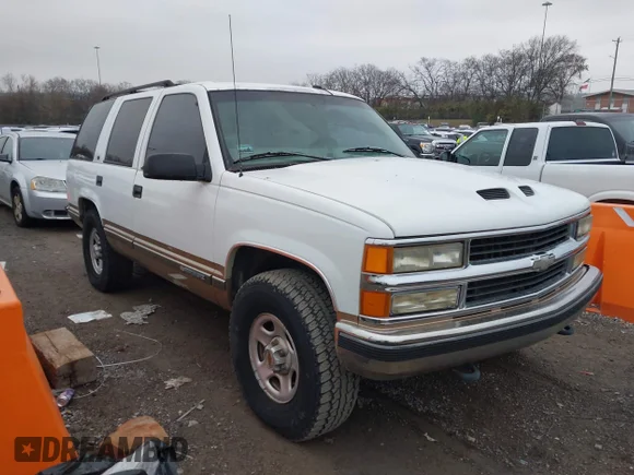 ✅ 1998 Chevrolet Tahoe • VIN: 1GNEK13R5WJ361279 • Лот: 43863968. Опубліковано раніше на IAAI з пробігом 252 918 миль. Безкоштовний доступ до архіву аукціонних продажів зі США та докладний звіт про історію автомобіля на DreamBid. Зображення 1.
