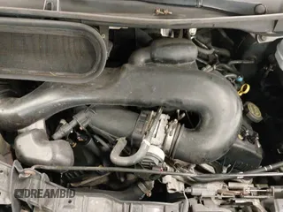 ✅ 2016 Ford Transit Cargo • VIN: 1FTYE1CM0GKA13242 • Lot: 41655642. Wystawiony na IAAI z przebiegiem 107 589 mil. Bezpłatny archiwum sprzedaży aukcyjnych z USA i szczegółowy raport historii pojazdu na DreamBid. Zdjęcie 20.