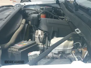 ✅ 2015 Chevrolet Silverado 2500HD Work Truck • VIN: 1GC2KUEG9FZ145624 • Lot: 42355233. Wystawiony na IAAI z przebiegiem 117 812 mil. Bezpłatny archiwum sprzedaży aukcyjnych z USA i szczegółowy raport historii pojazdu na DreamBid. Zdjęcie 20.