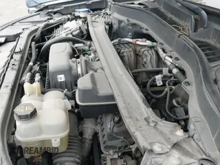 ✅ 2021 Ford Police Interceptor Utility • VIN: 1FM5K8AB7MGA43175 • Lot: 42322326. Wystawiony na IAAI z przebiegiem Nie podano. Bezpłatny archiwum sprzedaży aukcyjnych z USA i szczegółowy raport historii pojazdu na DreamBid. Zdjęcie 20.