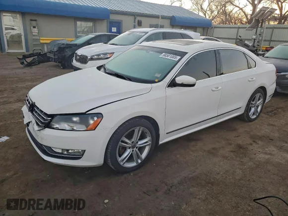✅ 2015 Volkswagen Passat SE • VIN: 1VWBV7A38FC045543 • Lot: 99458125. Listed on Copart with 190,790 mi. Free auction sales archive from the USA and detailed vehicle history report at DreamBid. Image 1.
