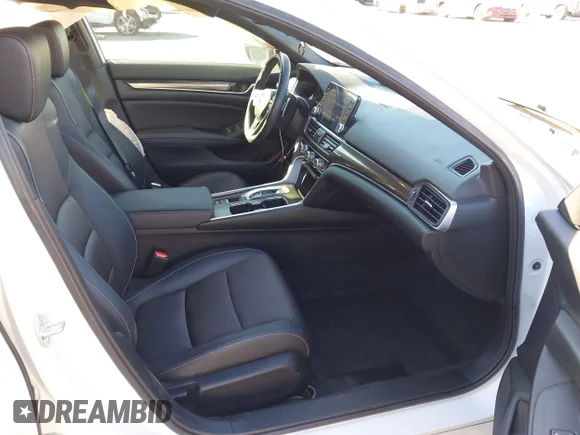 ✅ 2022 Honda Accord Sport • VIN: 1HGCV2F35NA002793 • Lot: 44510529. Wystawiony na IAAI z przebiegiem 61 360 mil. Bezpłatny archiwum sprzedaży aukcyjnych z USA i szczegółowy raport historii pojazdu na DreamBid. Zdjęcie 5.