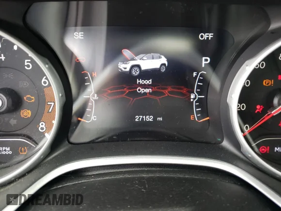 ✅ 2019 Jeep Compass Limited • VIN: 3C4NJDCB7KT791947 • Лот: 50995442. Опубліковано раніше на Copart з пробігом 27 152 миль. Безкоштовний доступ до архіву аукціонних продажів зі США та докладний звіт про історію автомобіля на DreamBid. Зображення 8.