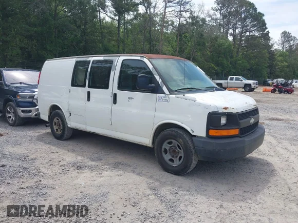 ✅ 2007 Chevrolet Express Cargo • VIN: 1GCFG15X871126158 • Lot: 45119027. Listed on IAAI with 253,610 mi. Free auction sales archive from the USA and detailed vehicle history report at DreamBid. Image 1.