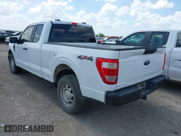 ✅ 2022 Ford F-150 XL • VIN: 1FTFX1E50NKD43886 • Lot: 42512740. Wystawiony na IAAI z przebiegiem 76 204 mil. Bezpłatny archiwum sprzedaży aukcyjnych z USA i szczegółowy raport historii pojazdu na DreamBid. Zdjęcie 3.