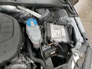 ✅ 2017 Audi A4 • VIN: WAUNNAF44HA148954 • Lot: 46916055. Wystawiony na Copart z przebiegiem 66 119 mil. Bezpłatny archiwum sprzedaży aukcyjnych z USA i szczegółowy raport historii pojazdu na DreamBid. Zdjęcie 13.