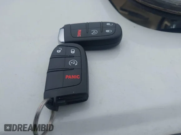 ✅ 2019 Jeep Renegade Latitude • VIN: ZACNJABB5KPK08196 • Лот: 43920324. Опубліковано раніше на IAAI з пробігом 48 206 миль. Безкоштовний доступ до архіву аукціонних продажів зі США та докладний звіт про історію автомобіля на DreamBid. Зображення 11.