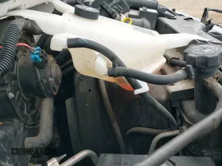 ✅ 2017 GMC Savana • VIN: 1GTZ7GFF3H1116399 • Lot: 41904281. Wystawiony na IAAI z przebiegiem 159 077 mil. Bezpłatny archiwum sprzedaży aukcyjnych z USA i szczegółowy raport historii pojazdu na DreamBid. Zdjęcie 19.