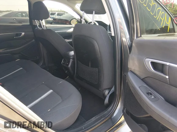 ✅ 2020 Hyundai Sonata Blue • VIN: KMHL24JJ2LA009752 • Lot: 45146955. Wystawiony na IAAI z przebiegiem 137 166 mil. Bezpłatny archiwum sprzedaży aukcyjnych z USA i szczegółowy raport historii pojazdu na DreamBid. Zdjęcie 8.