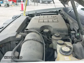 ✅ 2003 Lincoln Navigator Luxury • VIN: 5LMFU28R33LJ08380 • Lot: 43184815. Wystawiony na IAAI z przebiegiem 232 652 mil. Bezpłatny archiwum sprzedaży aukcyjnych z USA i szczegółowy raport historii pojazdu na DreamBid. Zdjęcie 16.