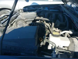 ✅ 2008 Nissan Xterra X • VIN: 5N1AN08WX8C533414 • Lot: 43254373. Listed on IAAI with 220,992 mi. Free auction sales archive from the USA and detailed vehicle history report at DreamBid. Image 13.