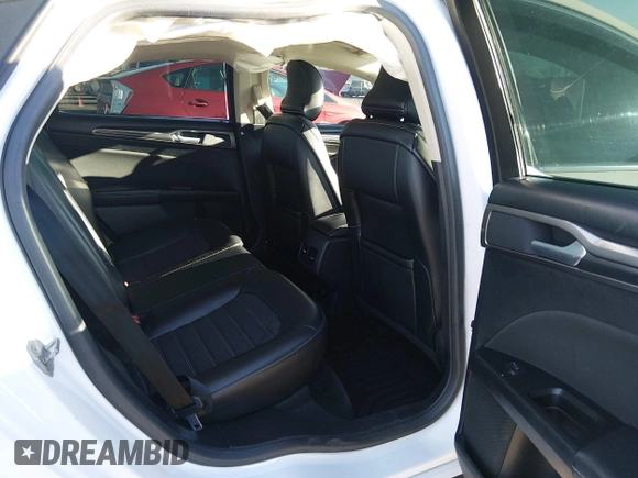 ✅ 2017 Ford Fusion Hybrid SE • VIN: 3FA6P0LU7HR285396 • Lot: 44168538. Wystawiony na IAAI z przebiegiem 185 904 mil. Bezpłatny archiwum sprzedaży aukcyjnych z USA i szczegółowy raport historii pojazdu na DreamBid. Zdjęcie 8.