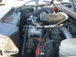 ✅ 2005 Chevrolet Silverado 2500HD Work Truck • VIN: 1GCHK23235F814332 • Lot: 43574421. Wystawiony na IAAI z przebiegiem 196 560 mil. Bezpłatny archiwum sprzedaży aukcyjnych z USA i szczegółowy raport historii pojazdu na DreamBid. Zdjęcie 20.