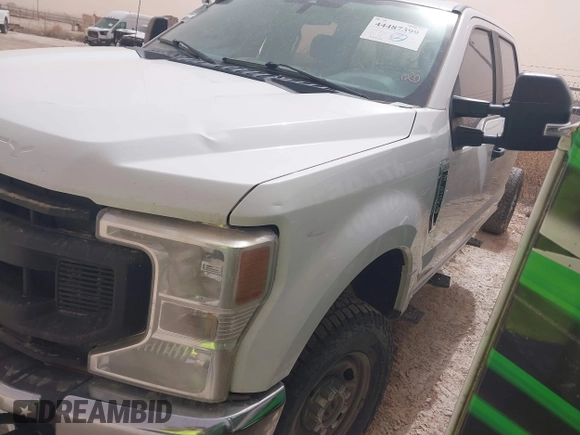 ✅ 2020 Ford F-250 XL • VIN: 1FT7W2B69LED36831 • Lot: 44487399. Wystawiony na IAAI z przebiegiem 199 579 mil. Bezpłatny archiwum sprzedaży aukcyjnych z USA i szczegółowy raport historii pojazdu na DreamBid. Zdjęcie 2.