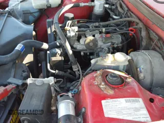 ✅ 1993 Volvo 240 • VIN: YV1AS880XP1484890 • Lot: 42720748. Wystawiony na IAAI z przebiegiem 196 707 mil. Bezpłatny archiwum sprzedaży aukcyjnych z USA i szczegółowy raport historii pojazdu na DreamBid. Zdjęcie 12.