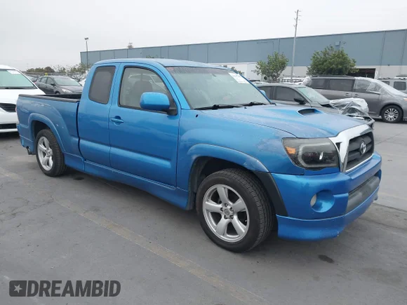 ✅ 2007 Toyota Tacoma X-Runner • VIN: 5TETU22N47Z325945 • Lot: 43547252. Wystawiony na IAAI z przebiegiem 283 875 mil. Bezpłatny archiwum sprzedaży aukcyjnych z USA i szczegółowy raport historii pojazdu na DreamBid. Zdjęcie 1.