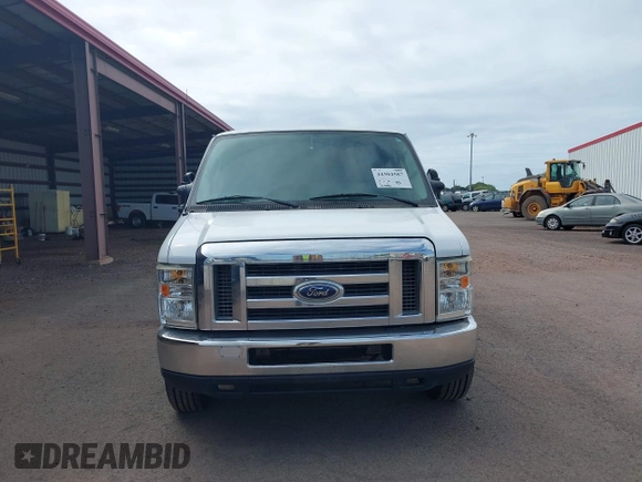 ✅ 2011 Ford Econoline Cargo Commercial • VIN: 1FTNS2EW7BDB35738 • Lot: 44304587. Wystawiony na IAAI z przebiegiem 137 996 mil. Bezpłatny archiwum sprzedaży aukcyjnych z USA i szczegółowy raport historii pojazdu na DreamBid. Zdjęcie 6.