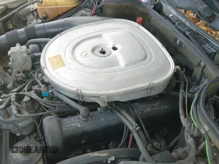 ✅ 1987 Mercedes-Benz 420 SEL • VIN: WDBCA35DXHA340557 • Lot: 42507501. Wystawiony na IAAI z przebiegiem 69 027 mil. Bezpłatny archiwum sprzedaży aukcyjnych z USA i szczegółowy raport historii pojazdu na DreamBid. Zdjęcie 12.