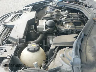 ✅ 2018 BMW 3 Series 320i xDrive • VIN: WBA8E5G53JNV03252 • Лот: 43170355. Опубликован ранее на IAAI с пробегом 52 347 миль. Бесплатный доступ к архиву аукционных продаж из США и подробный отчёт об истории автомобиля на DreamBid. Изображение 19.