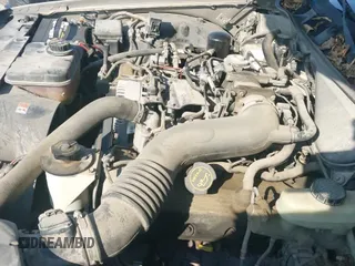 ✅ 2001 Ford Crown Victoria LX • VIN: 2FAFP74W61X103879 • Lot: 43182321. Wystawiony na IAAI z przebiegiem 182 939 mil. Bezpłatny archiwum sprzedaży aukcyjnych z USA i szczegółowy raport historii pojazdu na DreamBid. Zdjęcie 12.