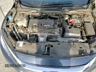 ✅ 2017 Honda Civic LX • VIN: 19XFC2F5XHE219082 • Lot: 92332275. Wystawiony na Copart z przebiegiem 78 440 mil. Bezpłatny archiwum sprzedaży aukcyjnych z USA i szczegółowy raport historii pojazdu na DreamBid. Zdjęcie 15.