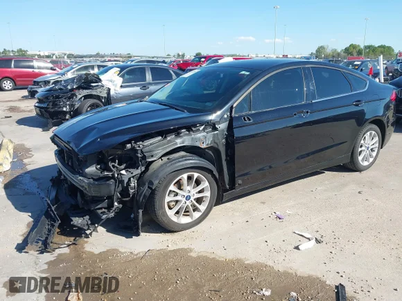 ✅ 2020 Ford Fusion SE • VIN: 3FA6P0HD6LR156518 • Лот: 44663080. Опубликован ранее на IAAI с пробегом 17 624 миль. Бесплатный доступ к архиву аукционных продаж из США и подробный отчёт об истории автомобиля на DreamBid. Изображение 2.