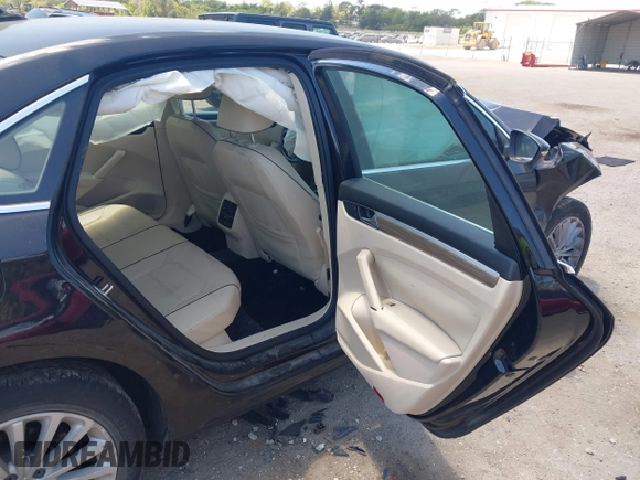 ✅ 2016 Volkswagen Passat SE • VIN: 1VWBT7A30GC025360 • Lot: 44909268. Wystawiony na IAAI z przebiegiem 88 984 mil. Bezpłatny archiwum sprzedaży aukcyjnych z USA i szczegółowy raport historii pojazdu na DreamBid. Zdjęcie 8.
