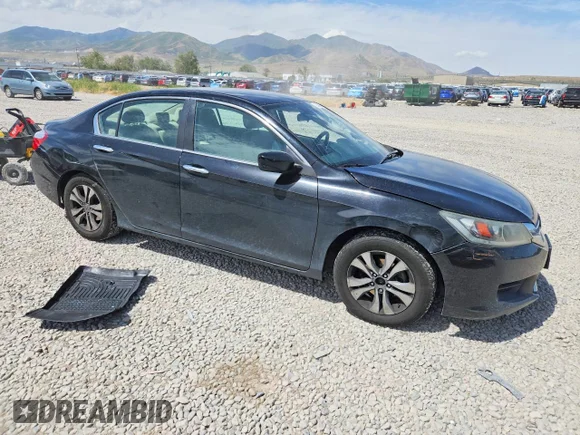 ✅ 2015 Honda Accord LX • VIN: 1HGCR2F31FA214984 • Лот: 55383046. Опубликован ранее на Copart с пробегом 209 640 миль. Бесплатный доступ к архиву аукционных продаж из США и подробный отчёт об истории автомобиля на DreamBid. Изображение 4.