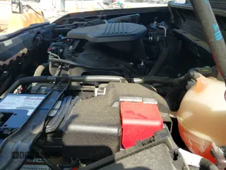 ✅ 2020 GMC Acadia Denali • VIN: 1GKKNPLS6LZ234633 • Lot: 43526824. Wystawiony na IAAI z przebiegiem 62 710 mil. Bezpłatny archiwum sprzedaży aukcyjnych z USA i szczegółowy raport historii pojazdu na DreamBid. Zdjęcie 19.