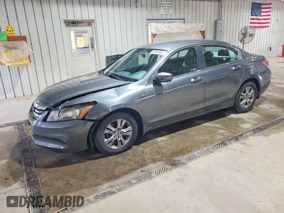 ✅ 2011 Honda Accord LX-P • VIN: 1HGCP2F45BA141840 • Lot: 58104556. Wystawiony na Copart z przebiegiem 95 246 mil. Bezpłatny archiwum sprzedaży aukcyjnych z USA i szczegółowy raport historii pojazdu na DreamBid. Zdjęcie 1.